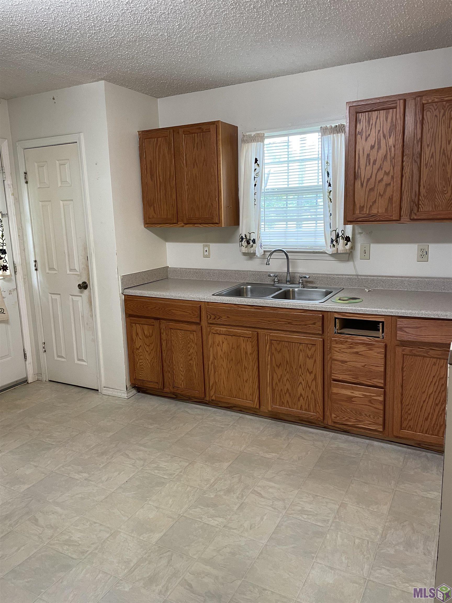1934 West Worthy Road Gonzales, LA 70737 - Photo 6 of 14 Gallery Image 6
