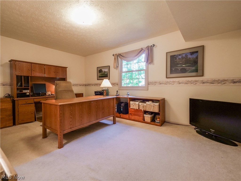 37478 Hunters Ridge Solon, OH 44139 - Photo 17 of 35 Gallery Image 17