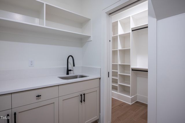 $1,700,000 | 1000 Marilyn Drive, Raleigh, NC 27607