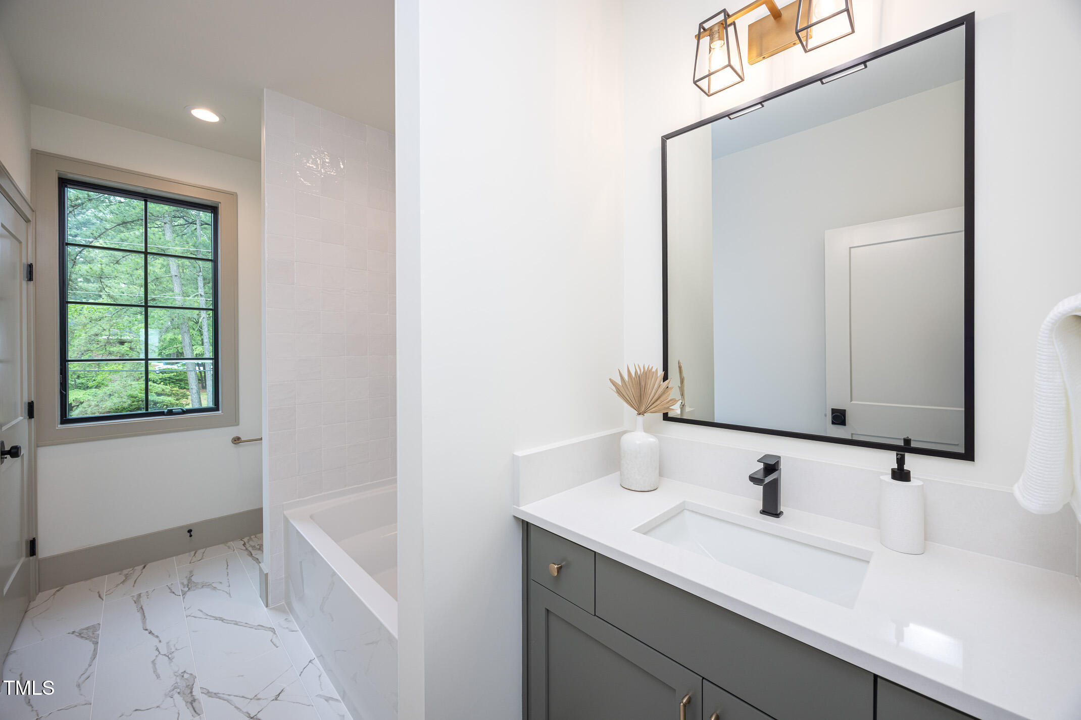 1000 Marilyn Drive Raleigh, NC 27607 - Photo 44 of 59 Hall Bath