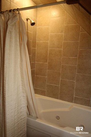 2390 Johnson Road West Mobile, AL 36695 - Photo 20 of 27 Garage Apt Bathroom