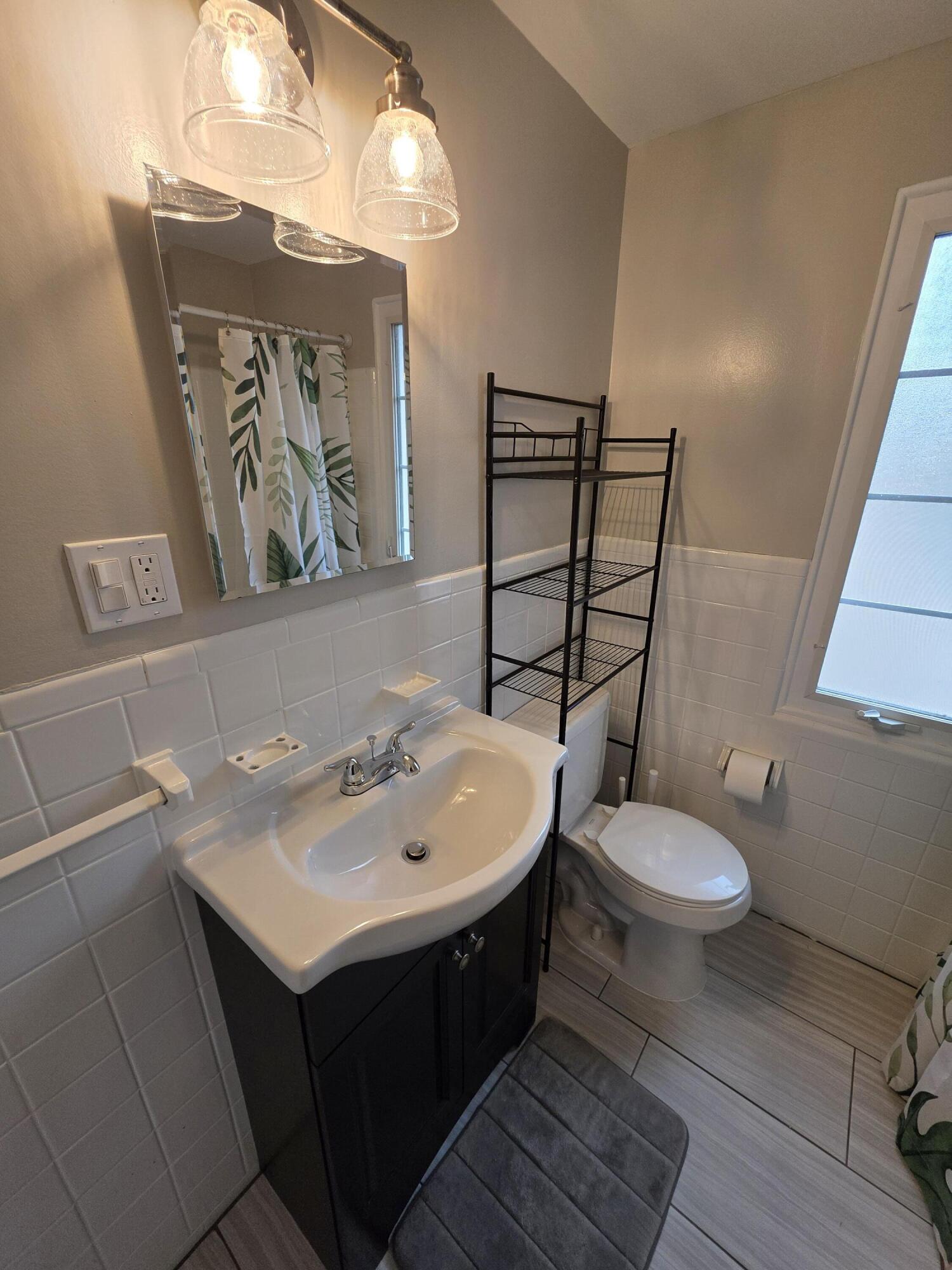 1516 West Webster Road Royal Oak, MI 48073 - Photo 16 of 20 20250521_132514