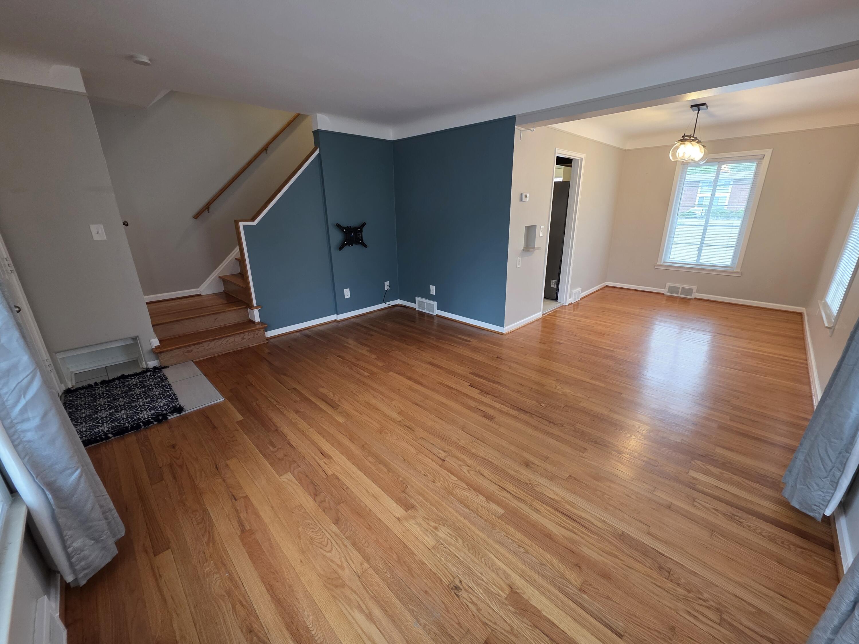 1516 West Webster Road Royal Oak, MI 48073 - Photo 6 of 20 20250521_132205