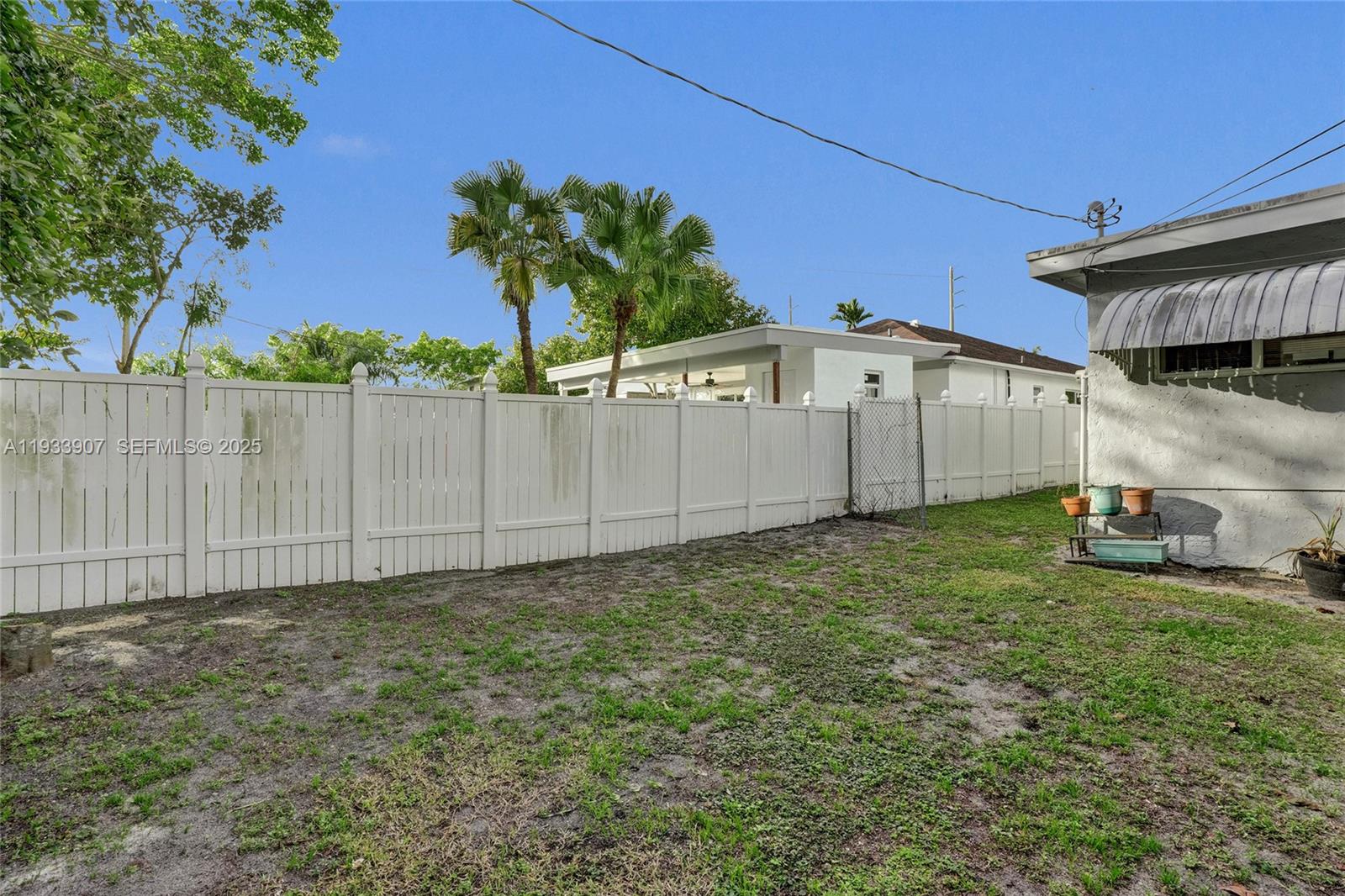 249 Southwest 4th Street, Unit 2 Dania Beach, FL 33004 - Photo 21 of 26 a view of a backyard