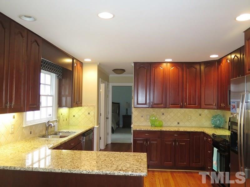3508 Ranlo Drive Raleigh, NC 27612 - Photo 8 of 25 Gallery Image 8