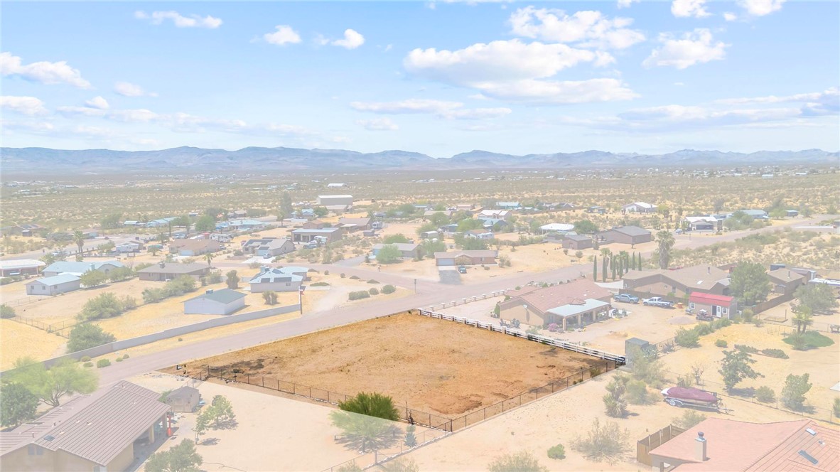 3654 Saturn Road Golden Valley, AZ 86413 - Photo 8 of 16