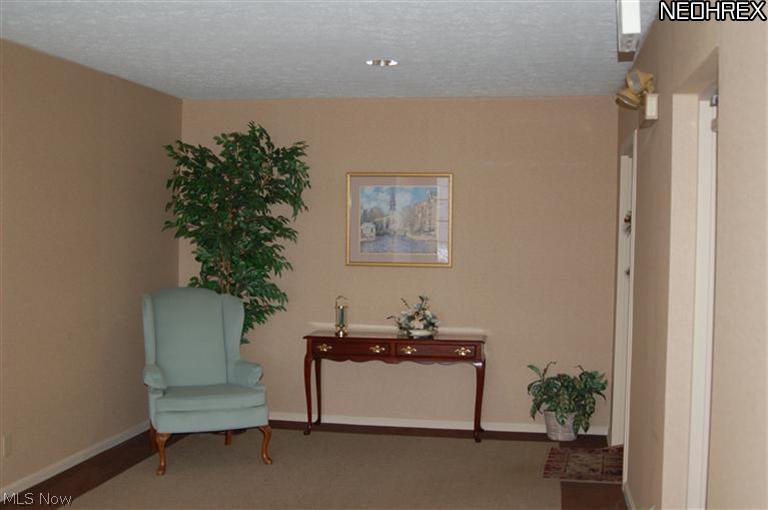 22481 Center Ridge Road, Unit 203 Rocky River, OH 44116 - Photo 20 of 21 Gallery Image 20