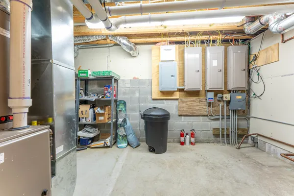 $1,250,000 | 1663 Saari Road, Ely, MN 55731