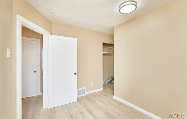 $2,750 | 8257 Watson Road, Webster Groves, MO 63119