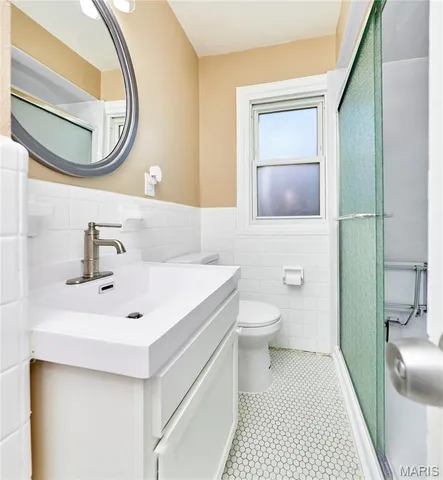 $2,750 | 8257 Watson Road, Webster Groves, MO 63119