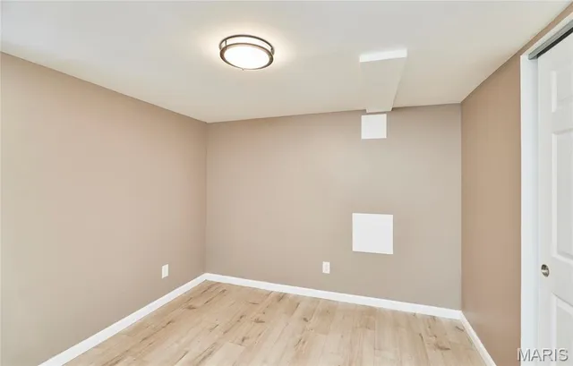 $2,750 | 8257 Watson Road, Webster Groves, MO 63119