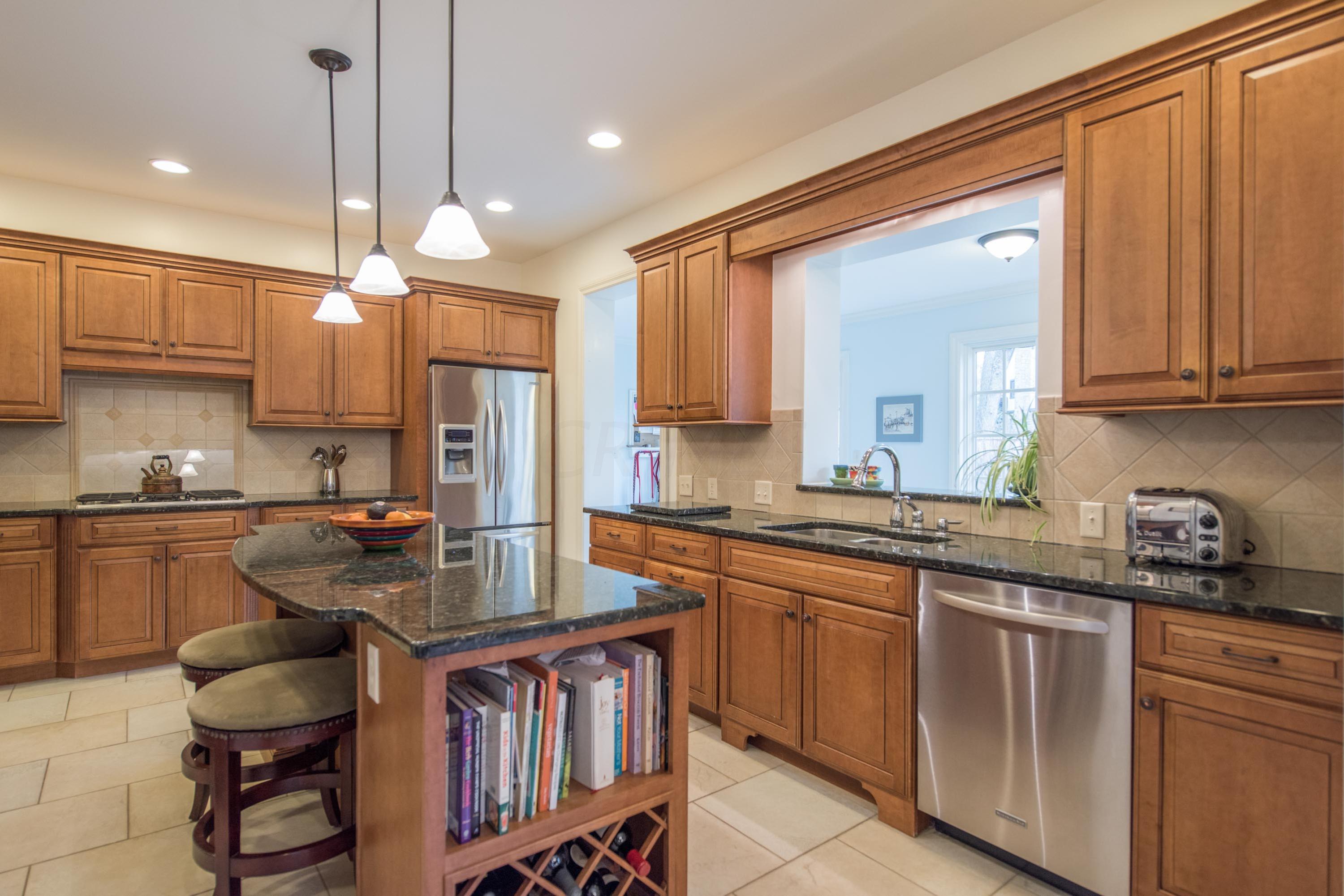 2148 Yorkshire Road Columbus, OH 43221 - Photo 9 of 71 Gallery Image 9
