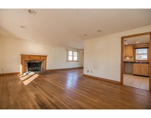 19 Danby Road Stoneham, MA 02180 - Photo 8 of 30 Gallery Image 8