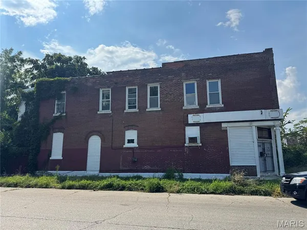 $55,000 | 4200 Labadie Avenue, St. Louis, MO 63115
