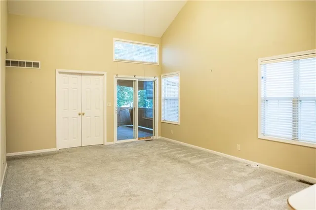 $200,000 | 1618 The Oaks, Marshall, MO 65340