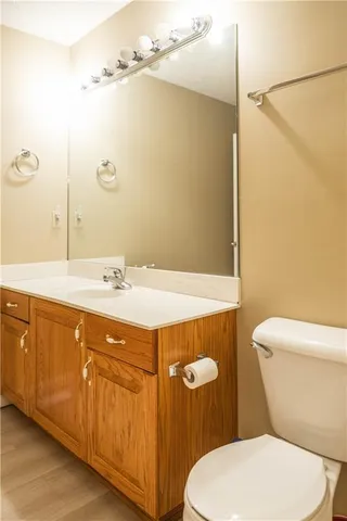 $200,000 | 1618 The Oaks, Marshall, MO 65340