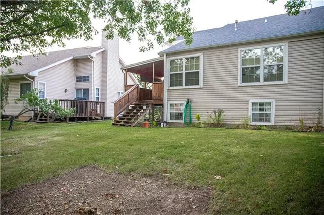 $200,000 | 1618 The Oaks, Marshall, MO 65340