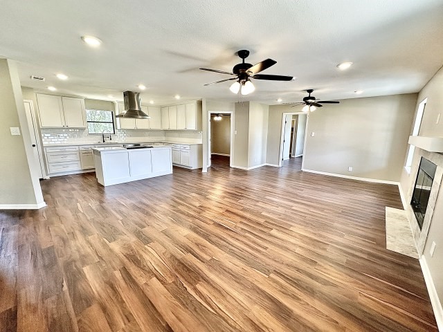 505 16th Street Port O'Connor, TX 77982 - Photo 5 of 17