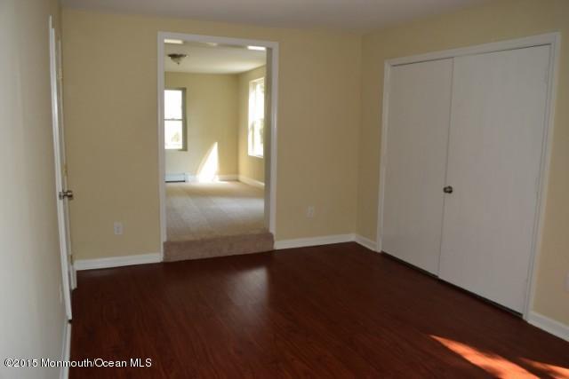 719 Wayside Road Neptune Township, NJ 07753 - Photo 16 of 16 719 Waysidde (26)