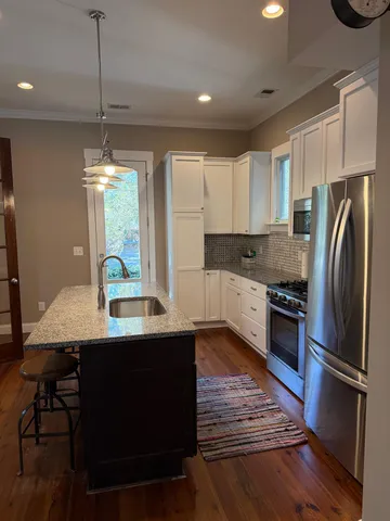 $3,900 | 19 Engel Street, Charleston, SC 29403