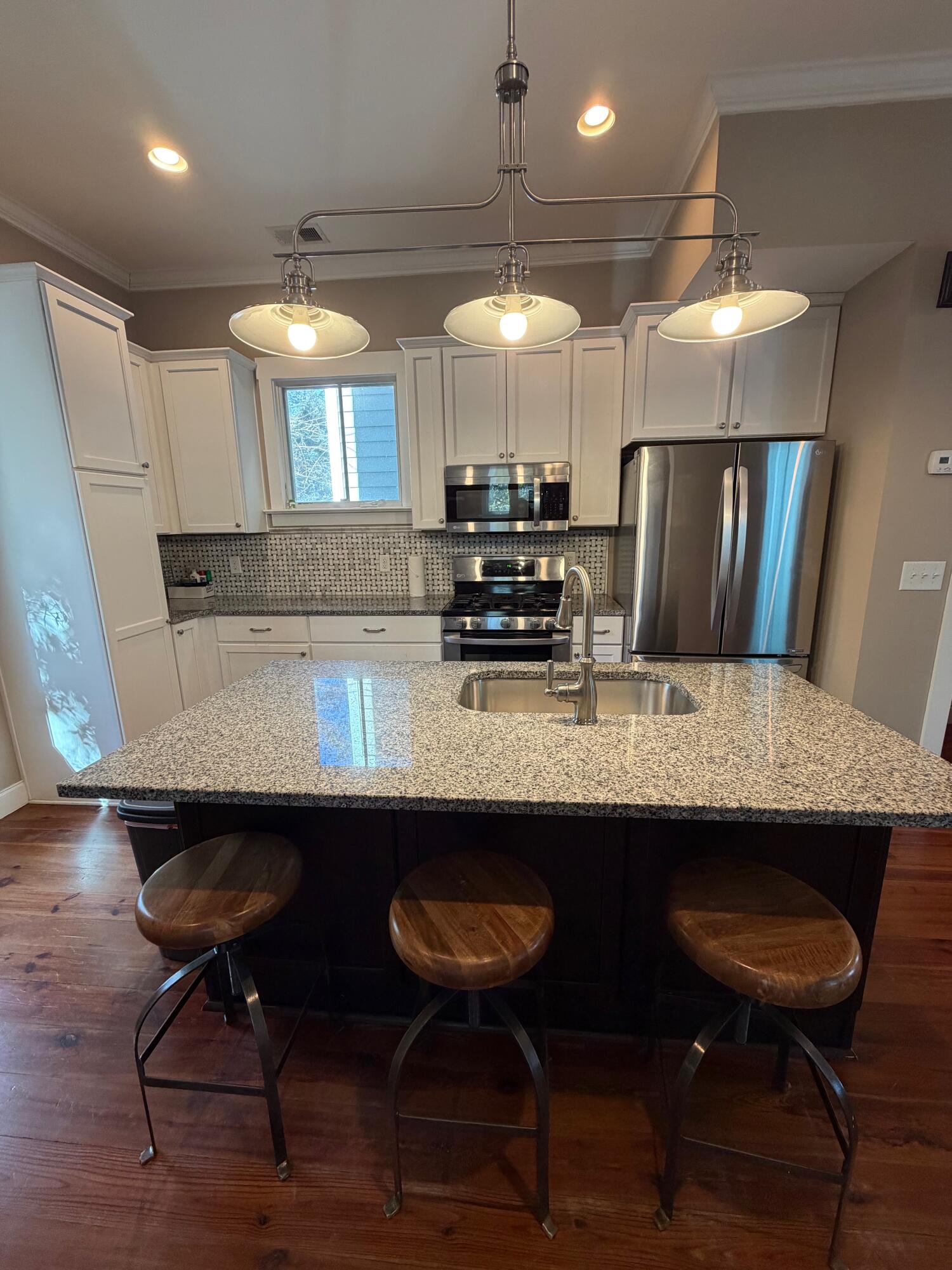 19 Engel Street Charleston, SC 29403 - Photo 9 of 20 IMG_0934