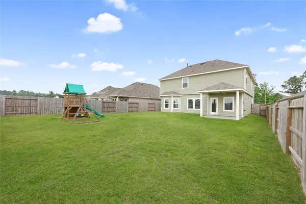 $2,450 | 10020 Lone Star Landing Boulevard, Montgomery, TX 77316