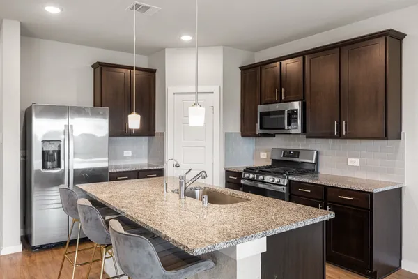 $2,450 | 10020 Lone Star Landing Boulevard, Montgomery, TX 77316