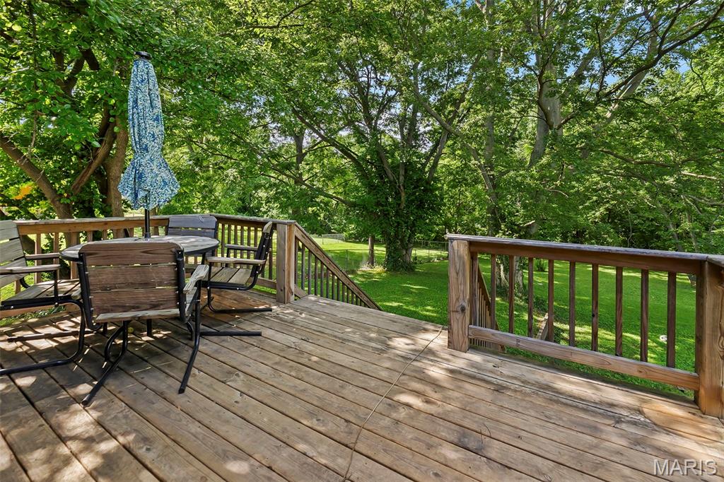 318 Greensferry Road Jackson, MO 63755 - Photo 8 of 32