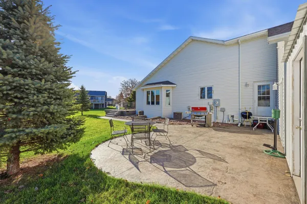 $540,000 | 2622 Wheatland Drive South, Fargo, ND 58103