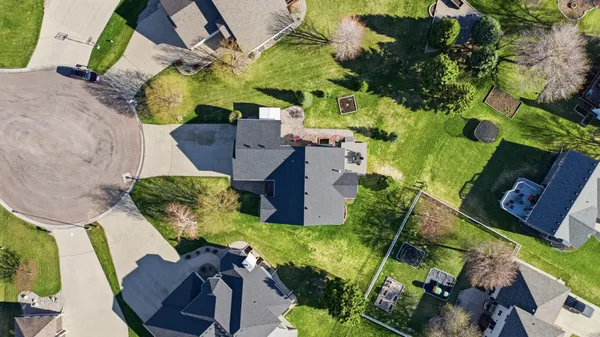 $540,000 | 2622 Wheatland Drive South, Fargo, ND 58103