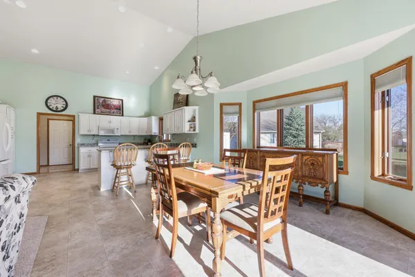 $540,000 | 2622 Wheatland Drive South, Fargo, ND 58103