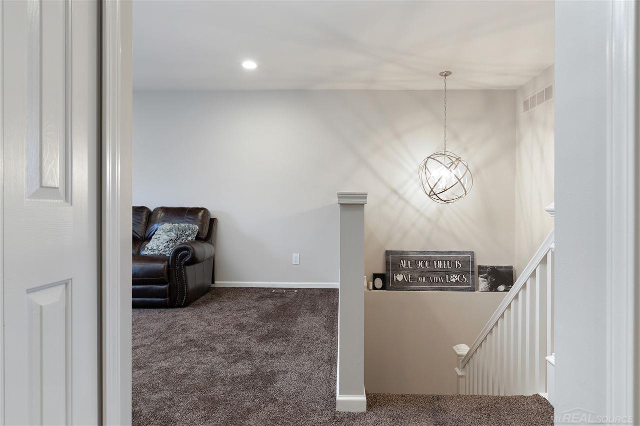 3099 Graham Drive Rochester Hills, MI 48307 - Photo 22 of 49