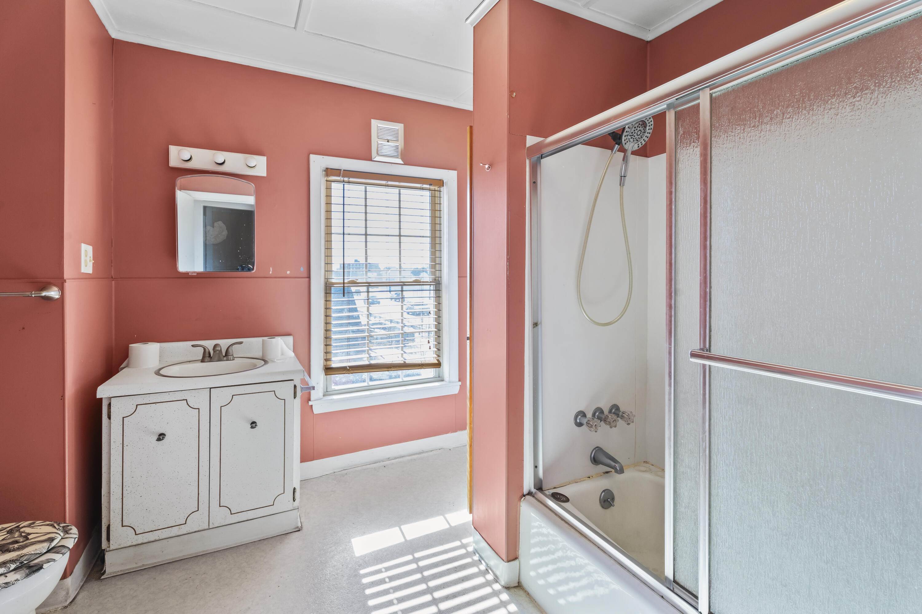 225 Main Street Waterville, ME 04901 - Photo 27 of 36 DSC05381