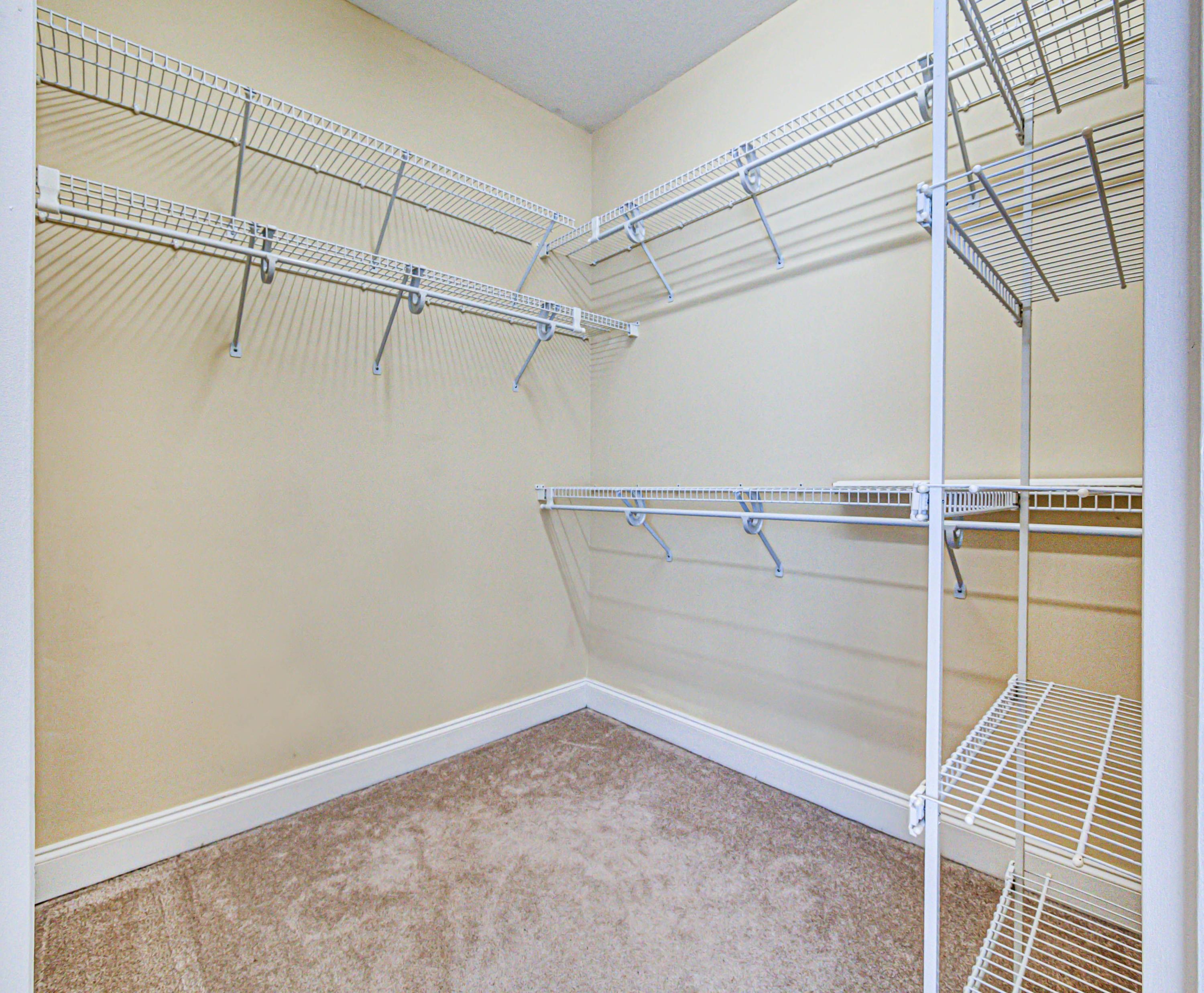 3131 Hamill Road Hixson, TN 37343 - Photo 16 of 22 Walk-in closet