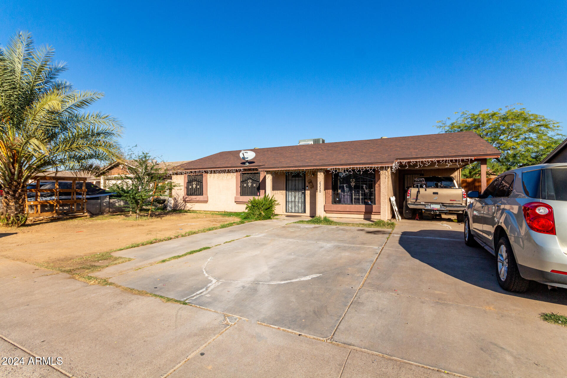 6230 West Berkeley Road Phoenix, AZ 85035 - Photo 4 of 35 04 - Berkeley