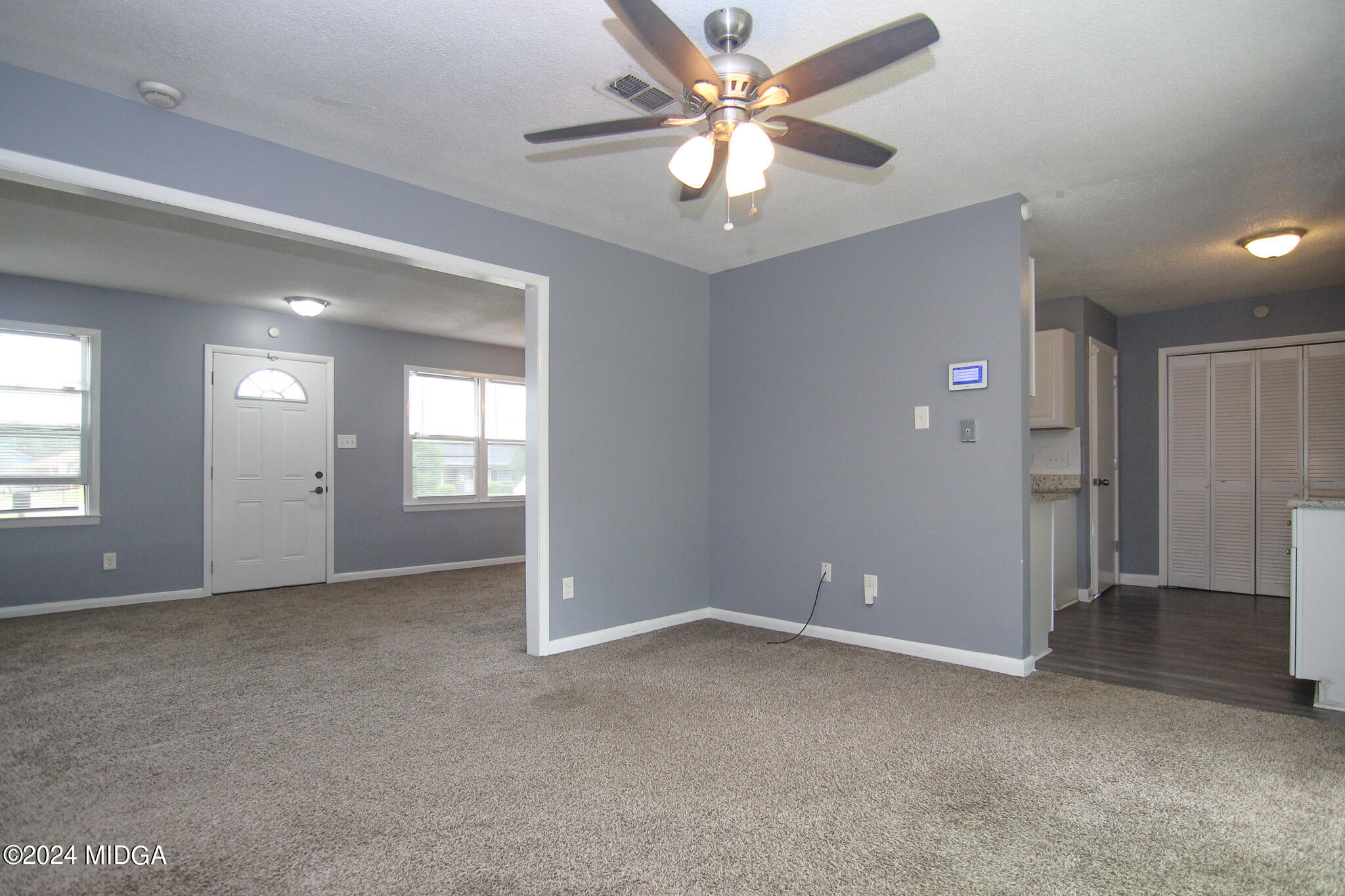407 Greenbriar Road Warner Robins, GA 31093 - Photo 11 of 31 11