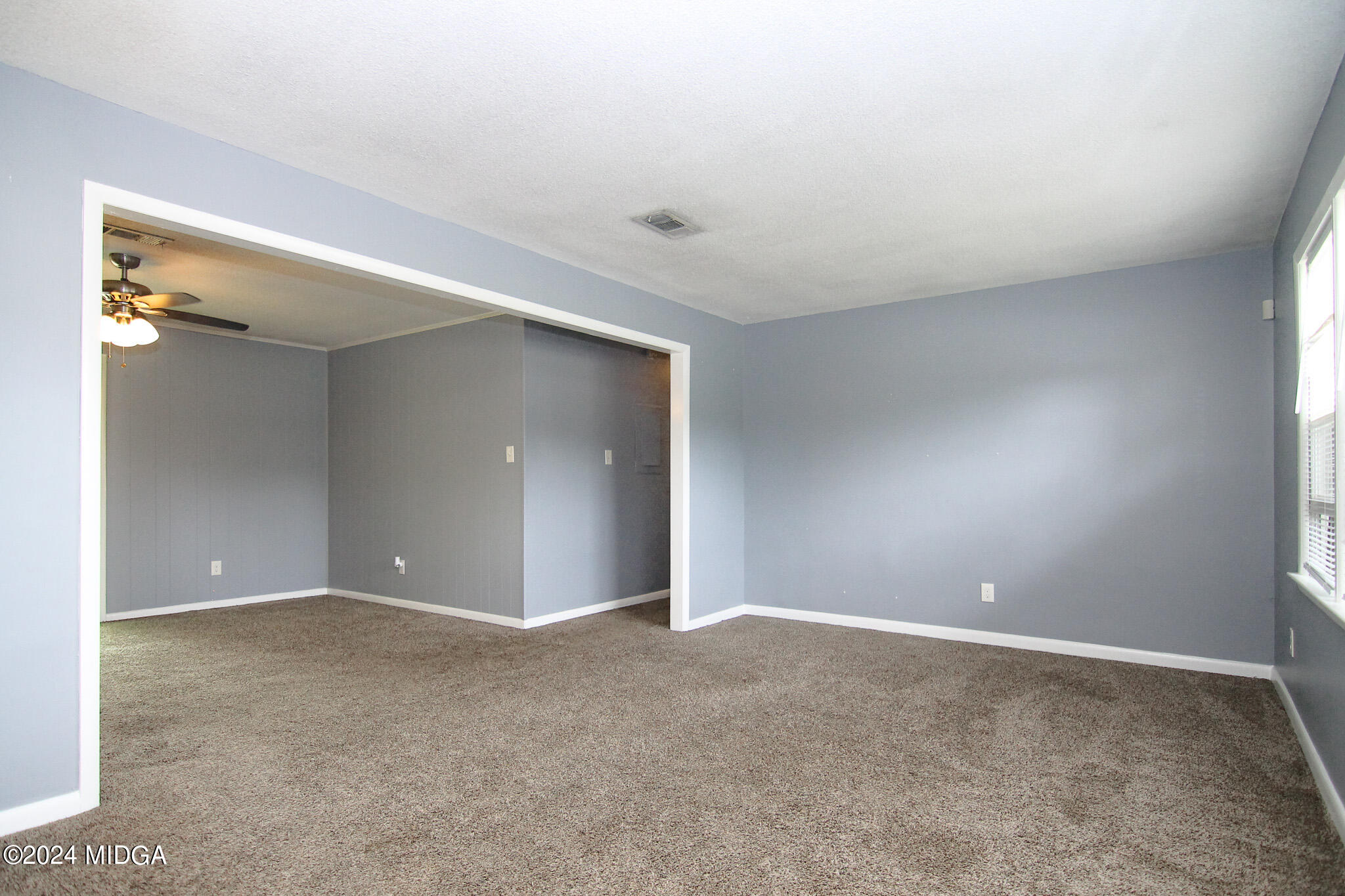407 Greenbriar Road Warner Robins, GA 31093 - Photo 4 of 31 4