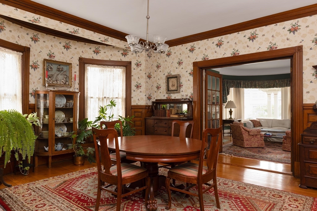 11 Abbottsford Road Brookline, MA 02446 - Photo 6 of 23