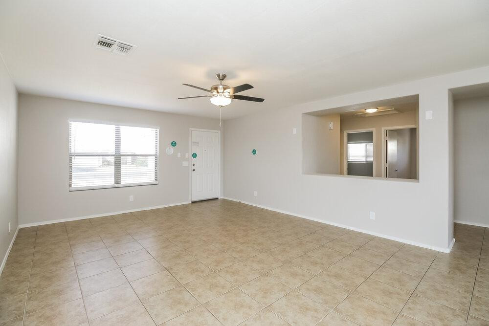 11517 West Charter Oak Road El Mirage, AZ 85335 - Photo 4 of 16 Photo #4