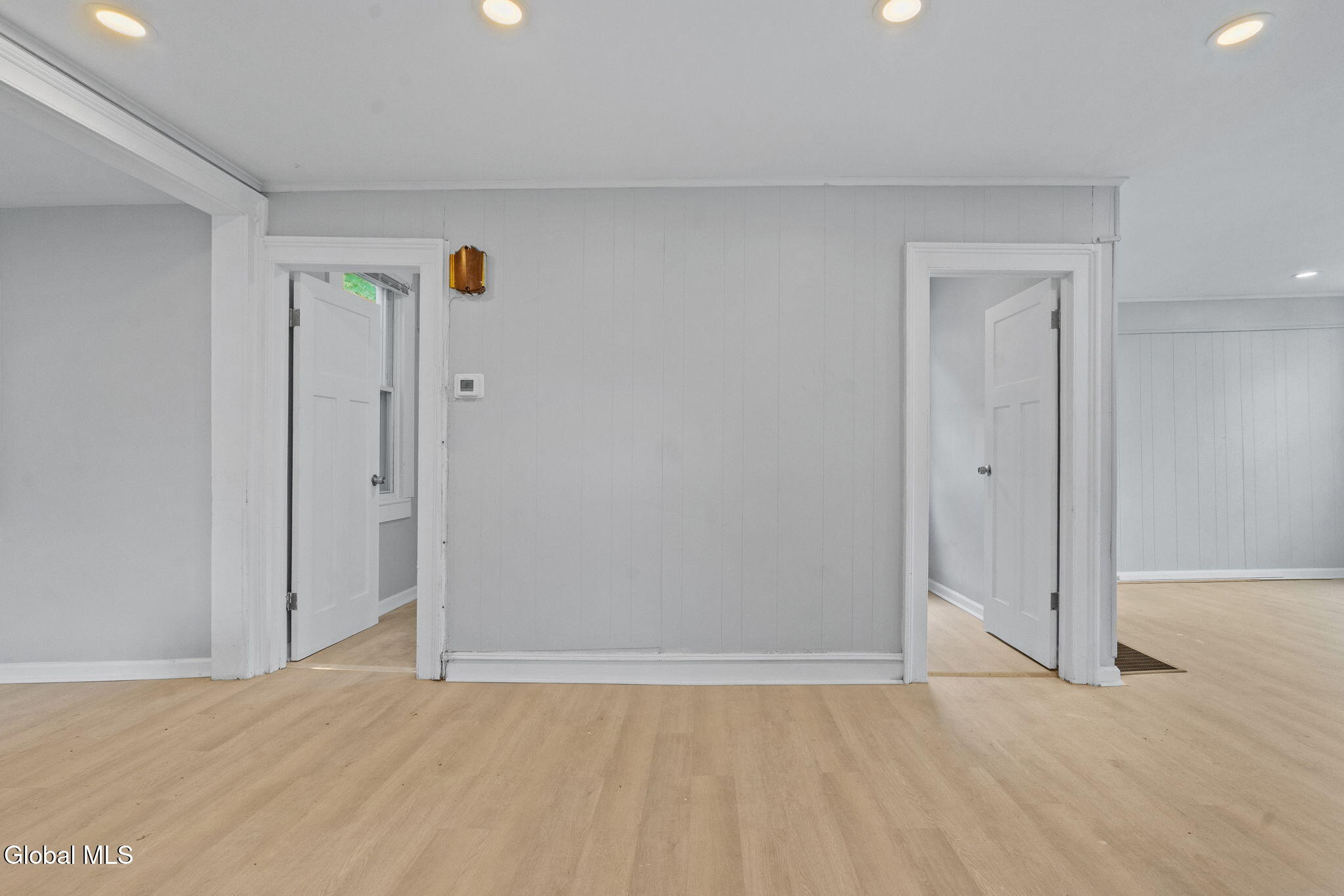 372 9th Street Troy, NY 12180 - Photo 17 of 35 17