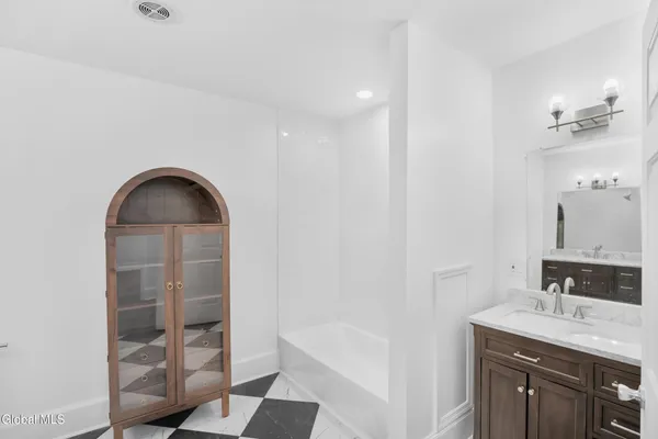 $289,000 | 137 Front Street, Unit 311, Schenectady, NY 12305