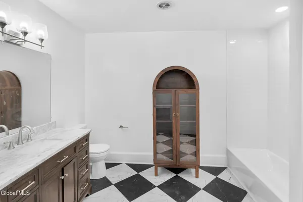 $289,000 | 137 Front Street, Unit 311, Schenectady, NY 12305