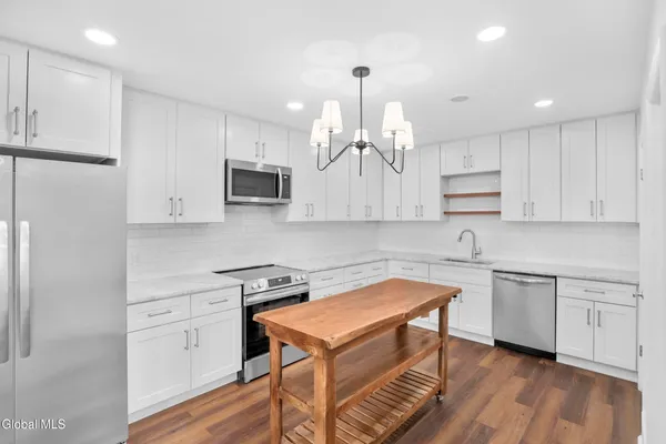 $289,000 | 137 Front Street, Unit 311, Schenectady, NY 12305