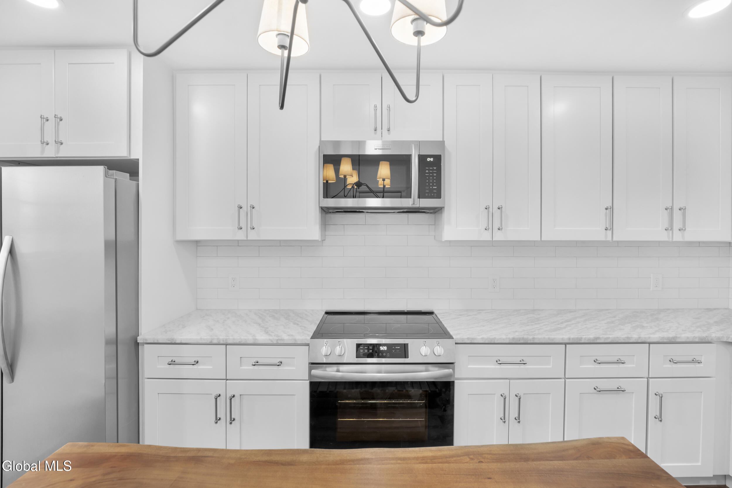 137 Front Street, Unit 311 Schenectady, NY 12305 - Photo 23 of 35 28_137 front st, 311 schenectady