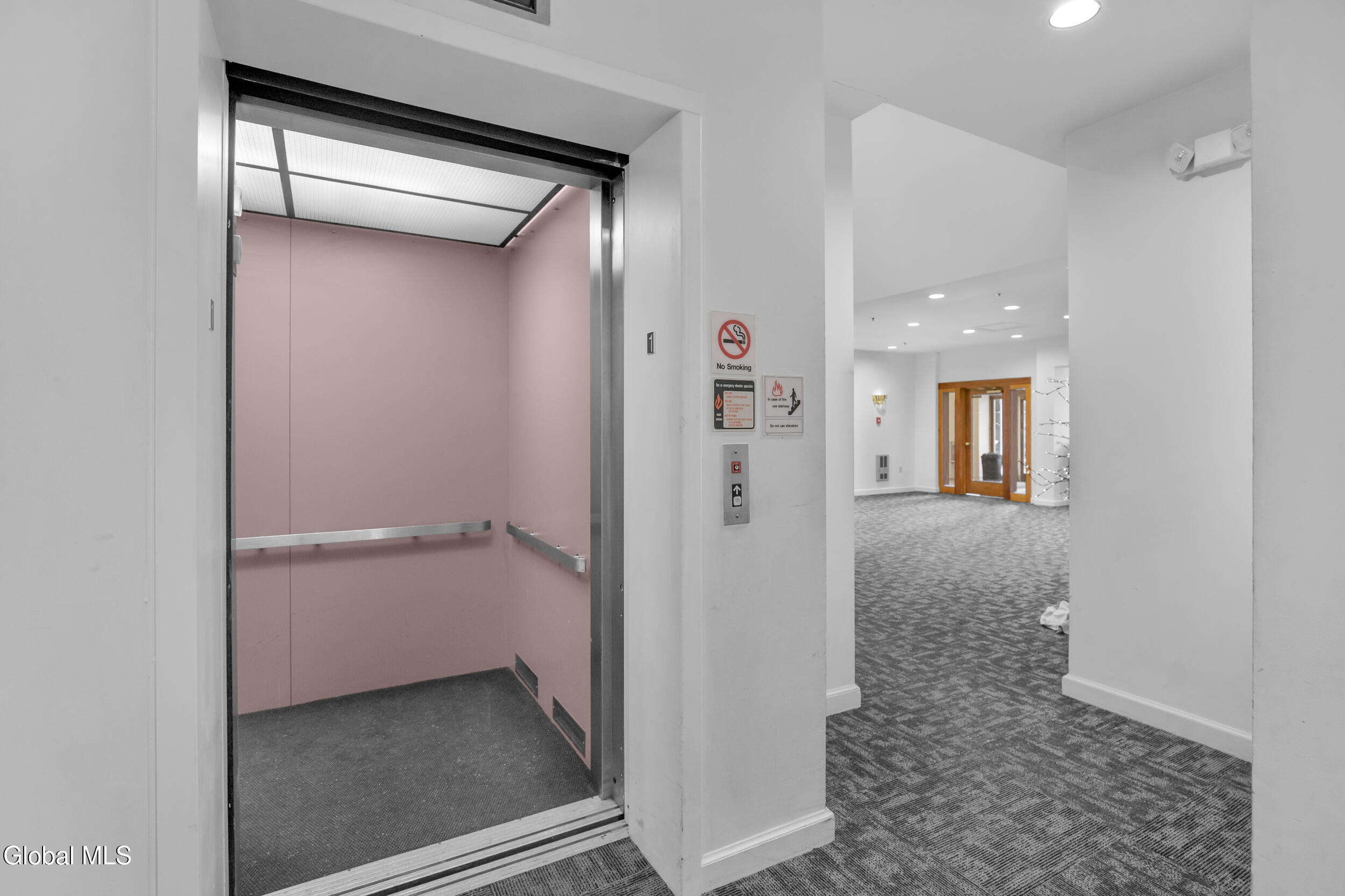 137 Front Street, Unit 311 Schenectady, NY 12305 - Photo 31 of 35 37_137 front st, 311 schenectady