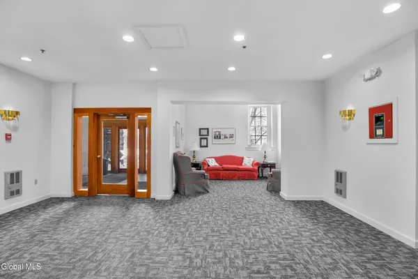 $289,000 | 137 Front Street, Unit 311, Schenectady, NY 12305