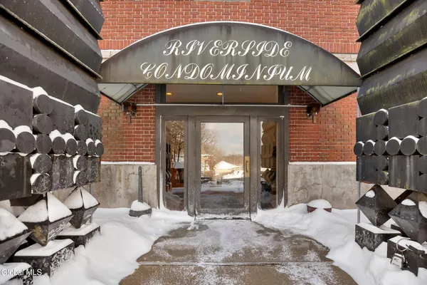 $289,000 | 137 Front Street, Unit 311, Schenectady, NY 12305