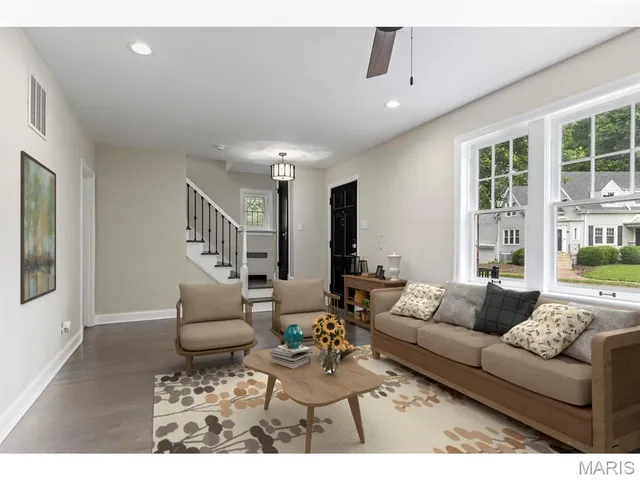 $474,999 | 426 Pasadena Avenue, Webster Groves, MO 63119