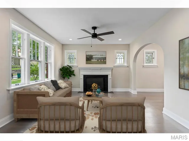 $474,999 | 426 Pasadena Avenue, Webster Groves, MO 63119