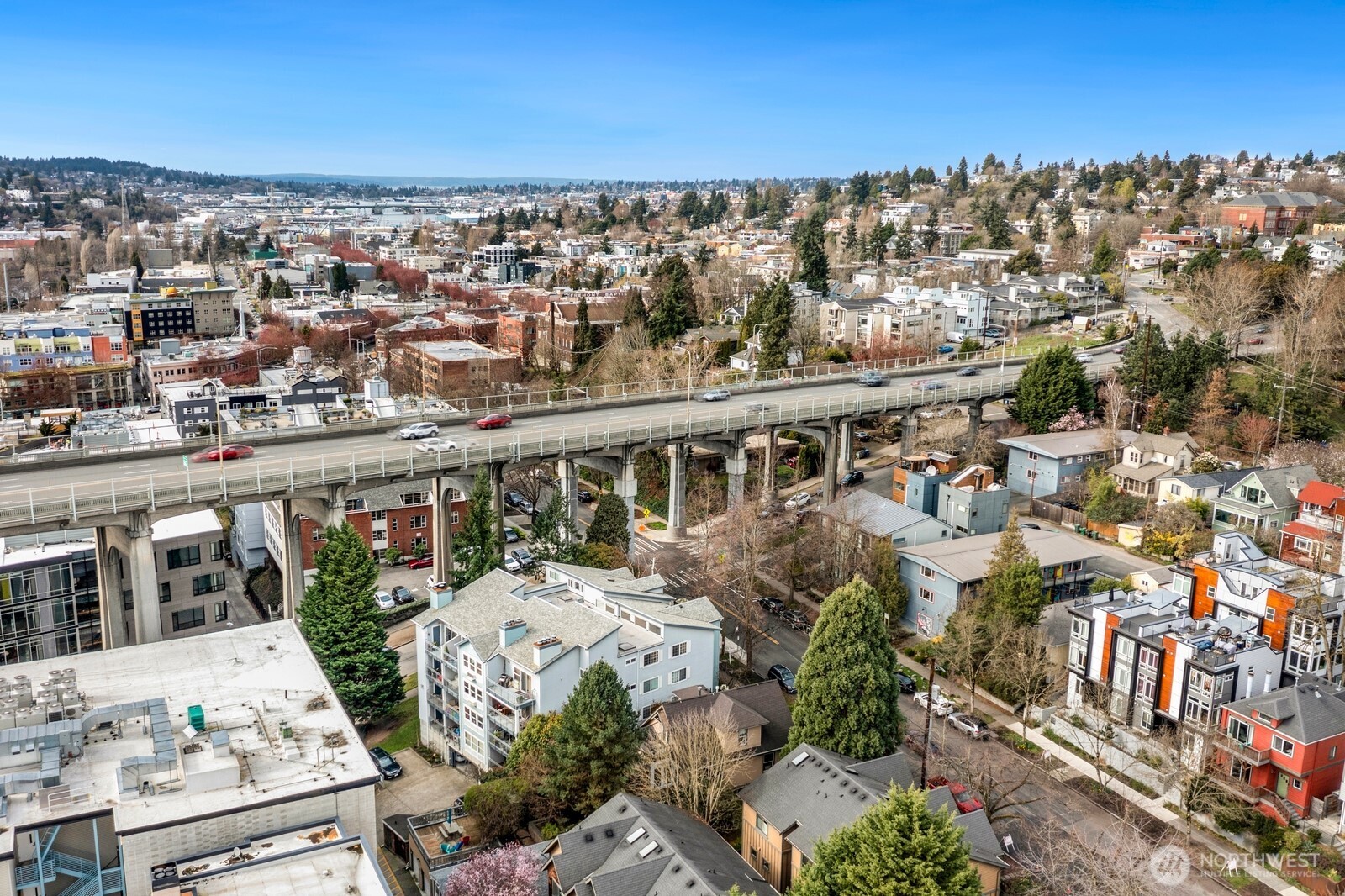 921 North 35th Street, Unit B Seattle, WA 98103 - Photo 26 of 28 a view of a city